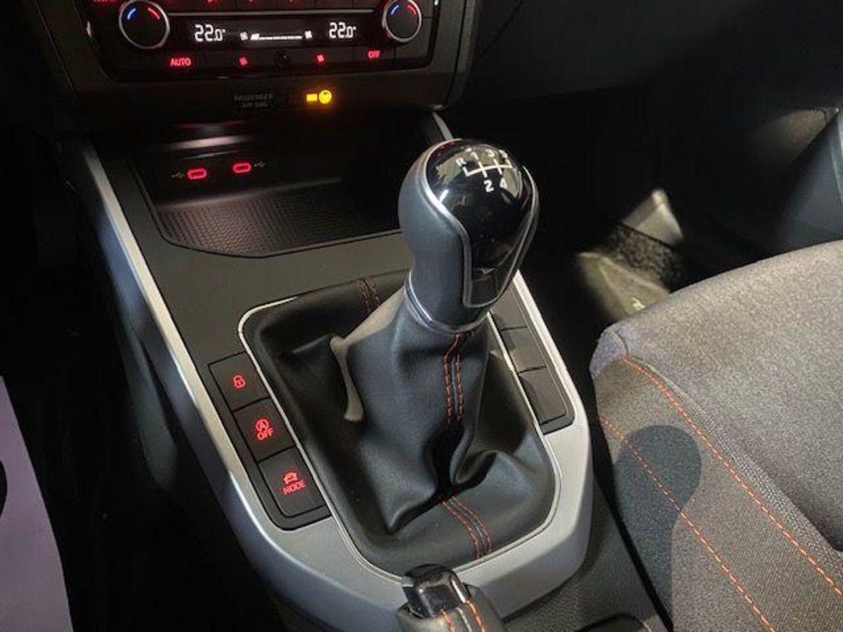 SEAT Arona 1.0 EcoTSI FR (9)