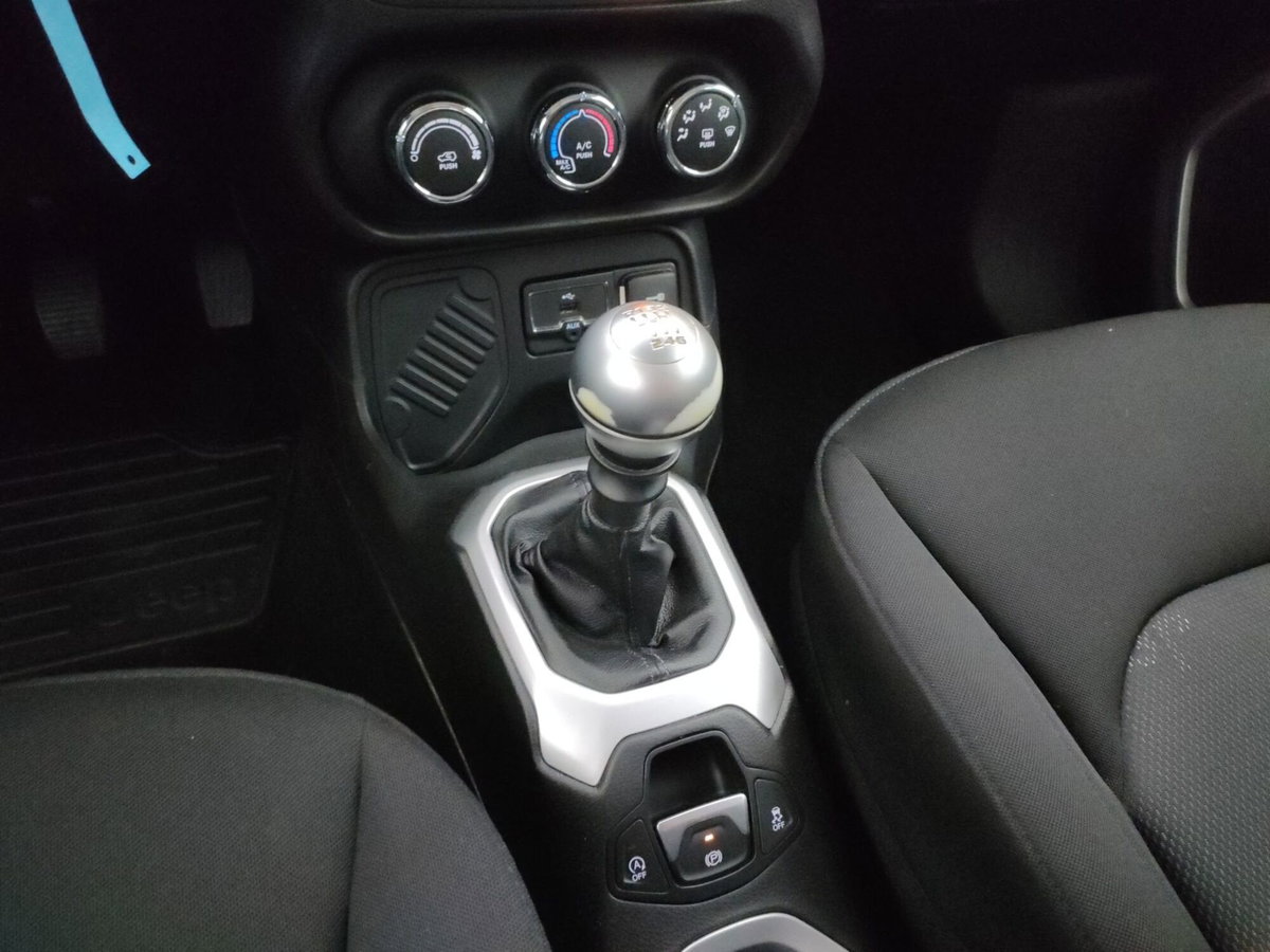 Jeep Renegade 1.6 Mjt 120 CV Longitude (14)