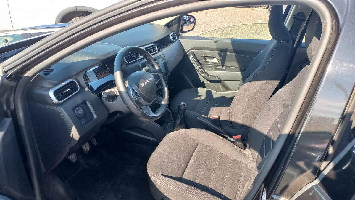 Dacia Duster 1.0 TCe GPL 4x2 Expression (5)