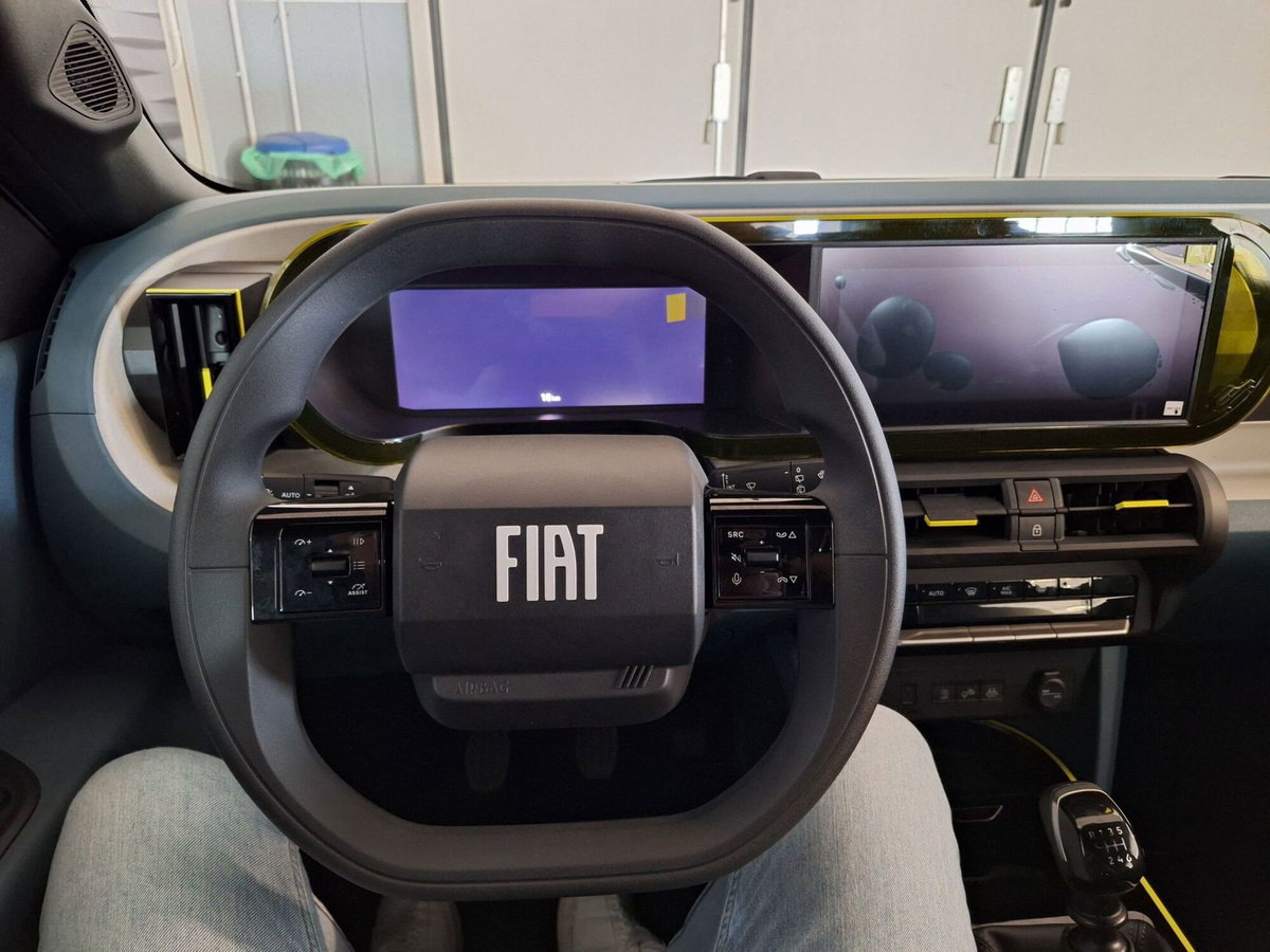 Fiat Grande Panda 1.2 Business 100cv (11)