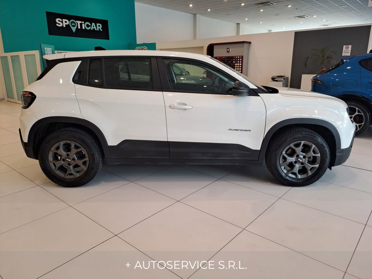 Jeep Avenger 1.2 turbo Longitude fwd 100cv (3)