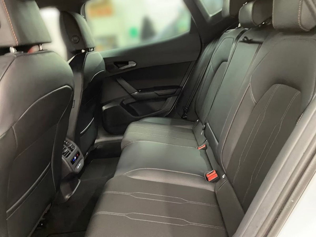 Cupra Formentor Formentor 1.4 e-Hybrid DSG (9)
