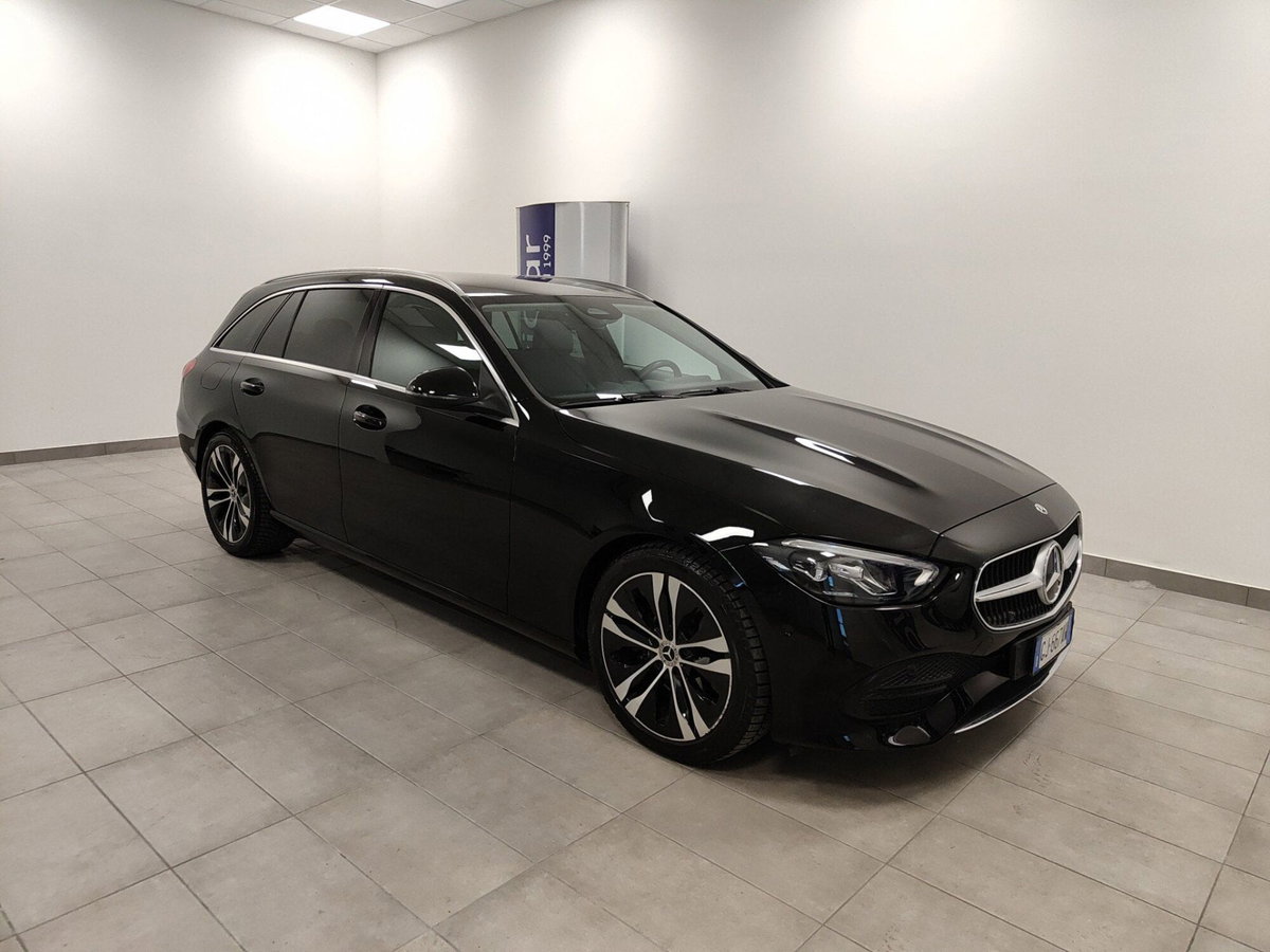 Mercedes-Benz Classe C Station Wagon 220 d Mild hybrid 4Matic Sport (2)