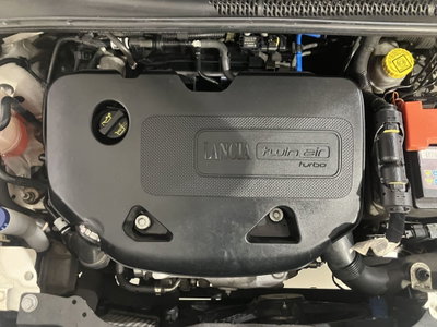 Lancia Ypsilon 0.9 TwinAir 85 CV 5 porte Metano Ecochic Gold (16)