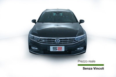 Volkswagen Passat Variant 2.0 TDI SCR 200 CV 4MOTION DSG Executive (2)