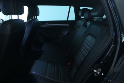Volkswagen Passat Variant 2.0 TDI SCR 200 CV 4MOTION DSG Executive (8)