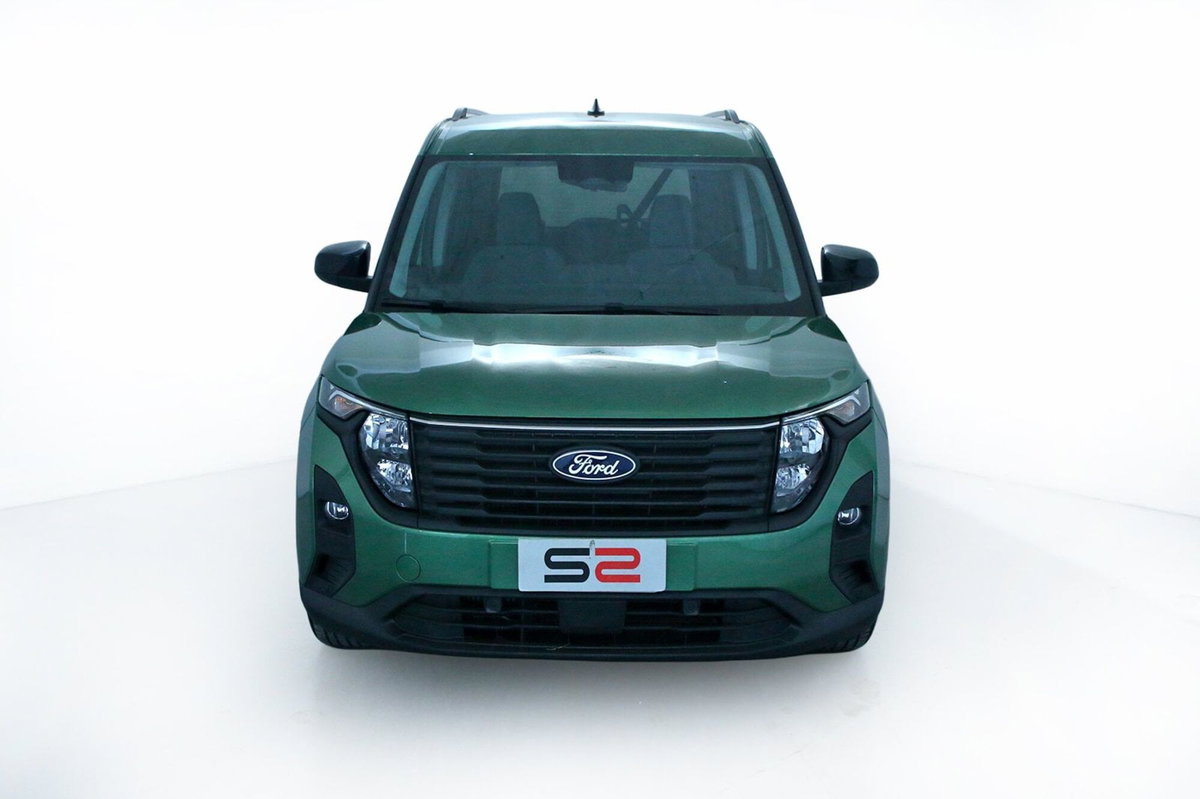 Ford Tourneo Courier 1.0 ecoboost 125cv Titanium powershift (2)