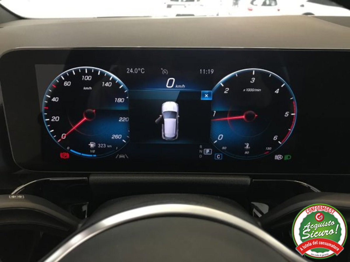 Mercedes-Benz GLA SUV 200 d Automatic Sport Plus (11)