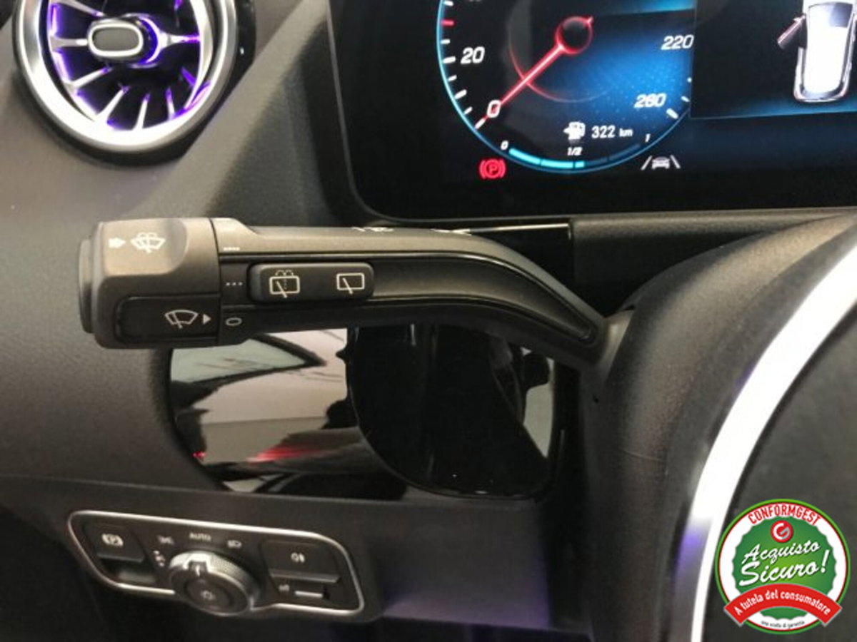 Mercedes-Benz GLA SUV 200 d Automatic Sport Plus (15)