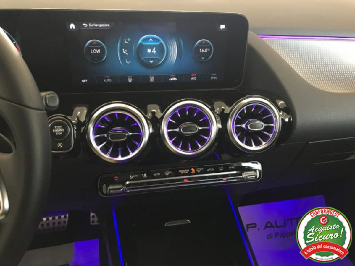 Mercedes-Benz GLA SUV 200 d Automatic Sport Plus (17)