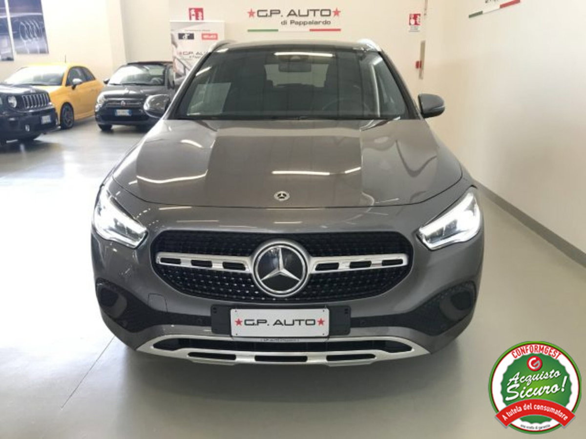 Mercedes-Benz GLA SUV 200 d Automatic Sport Plus (2)