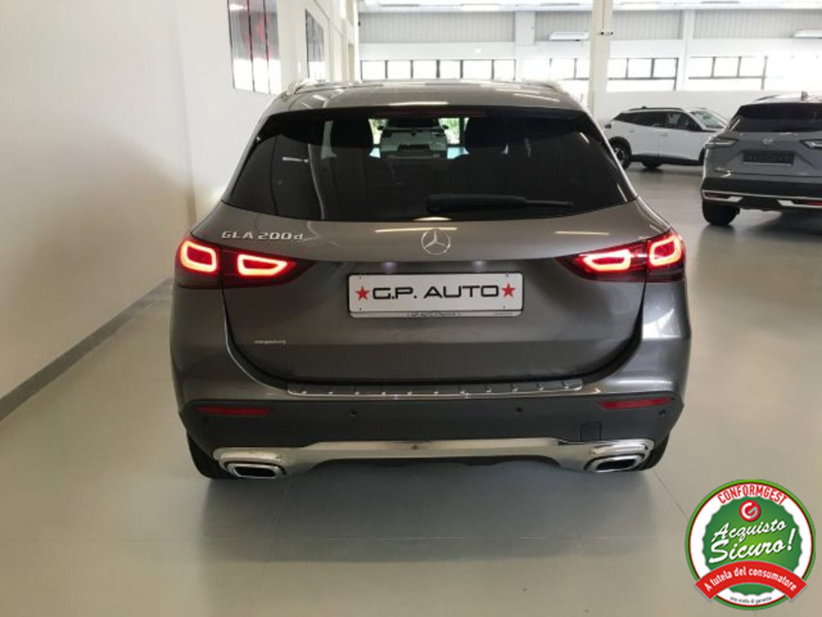 Mercedes-Benz GLA SUV 200 d Automatic Sport Plus (5)
