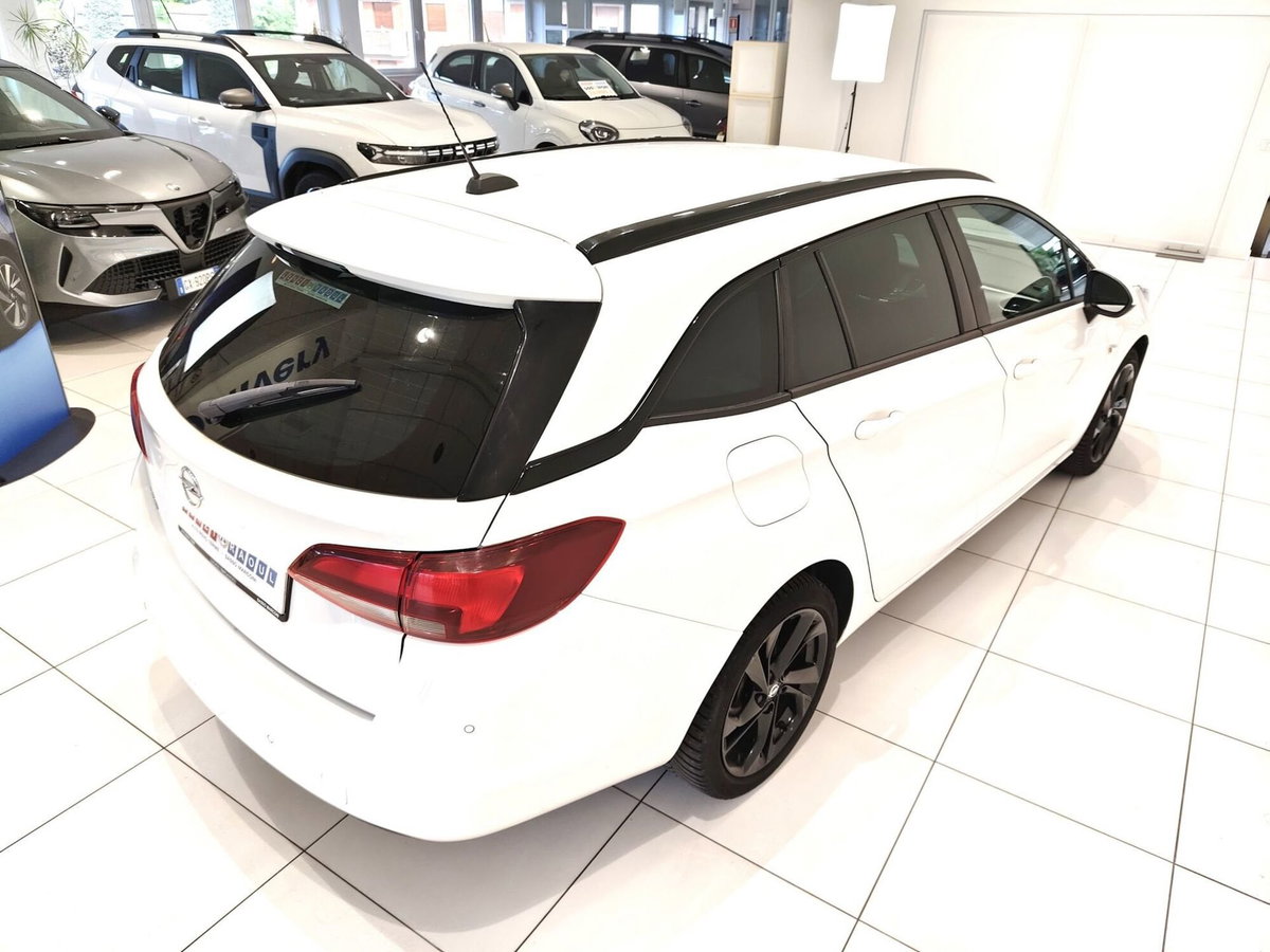 Opel Astra Station Wagon 1.5 CDTI 105 CV S&S Sports GS Line (3)