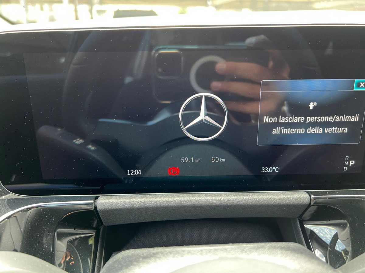 Mercedes-Benz GLA SUV 200 d Progressive Advanced Plus 4matic auto (10)