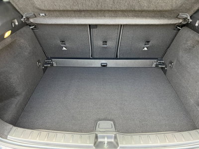 Mercedes-Benz GLA SUV 200 d Progressive Advanced Plus 4matic auto (5)