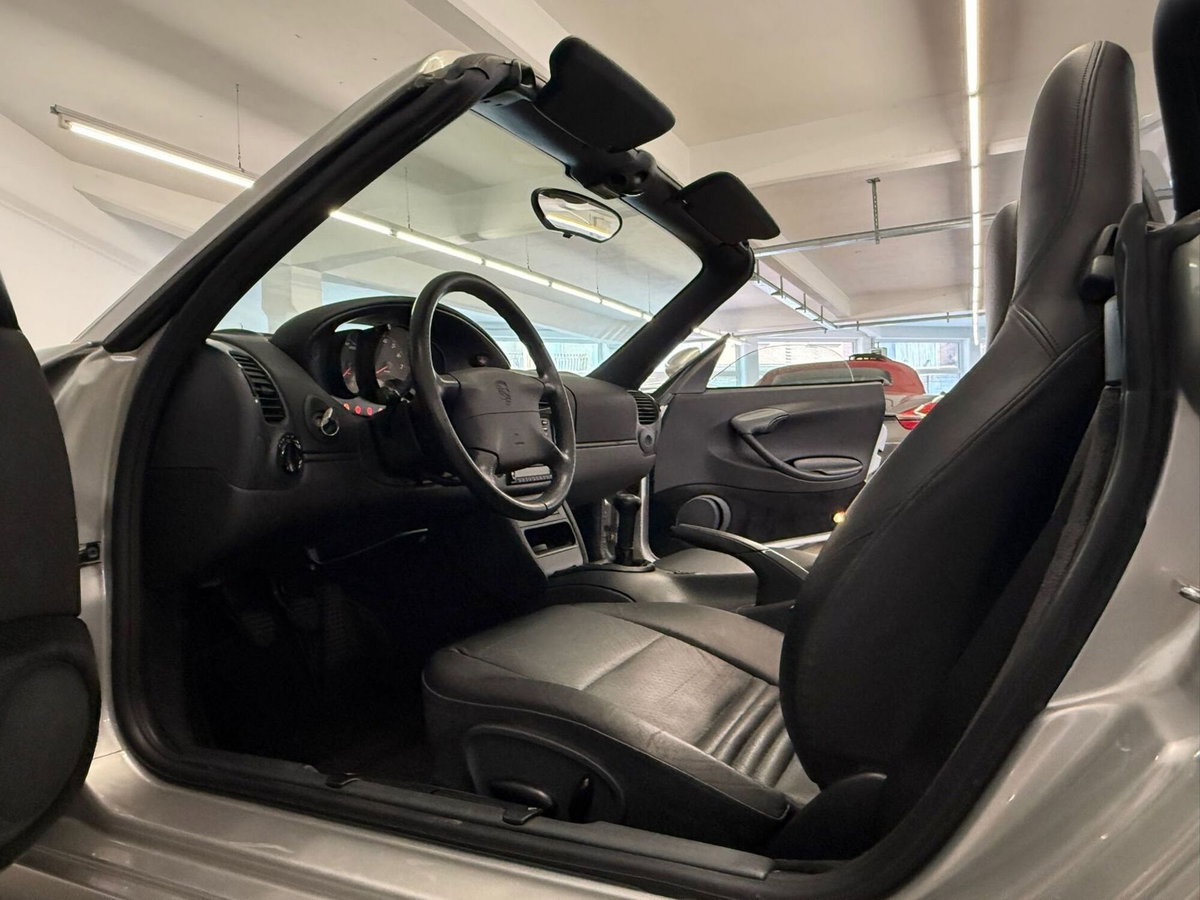 Porsche Boxster 2.5i 24V cat (14)