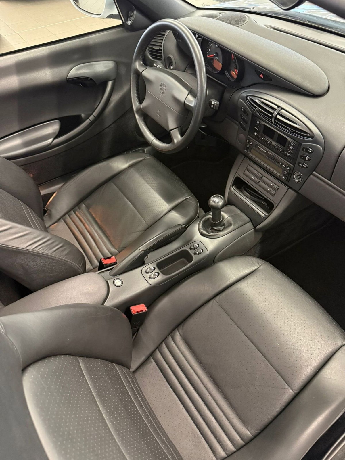 Porsche Boxster 2.5i 24V cat (15)