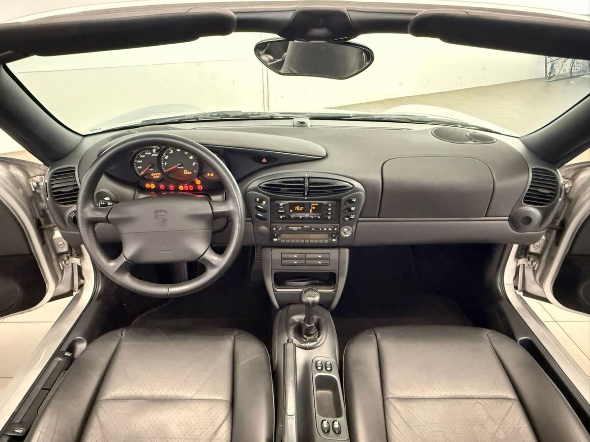 Porsche Boxster 2.5i 24V cat (6)
