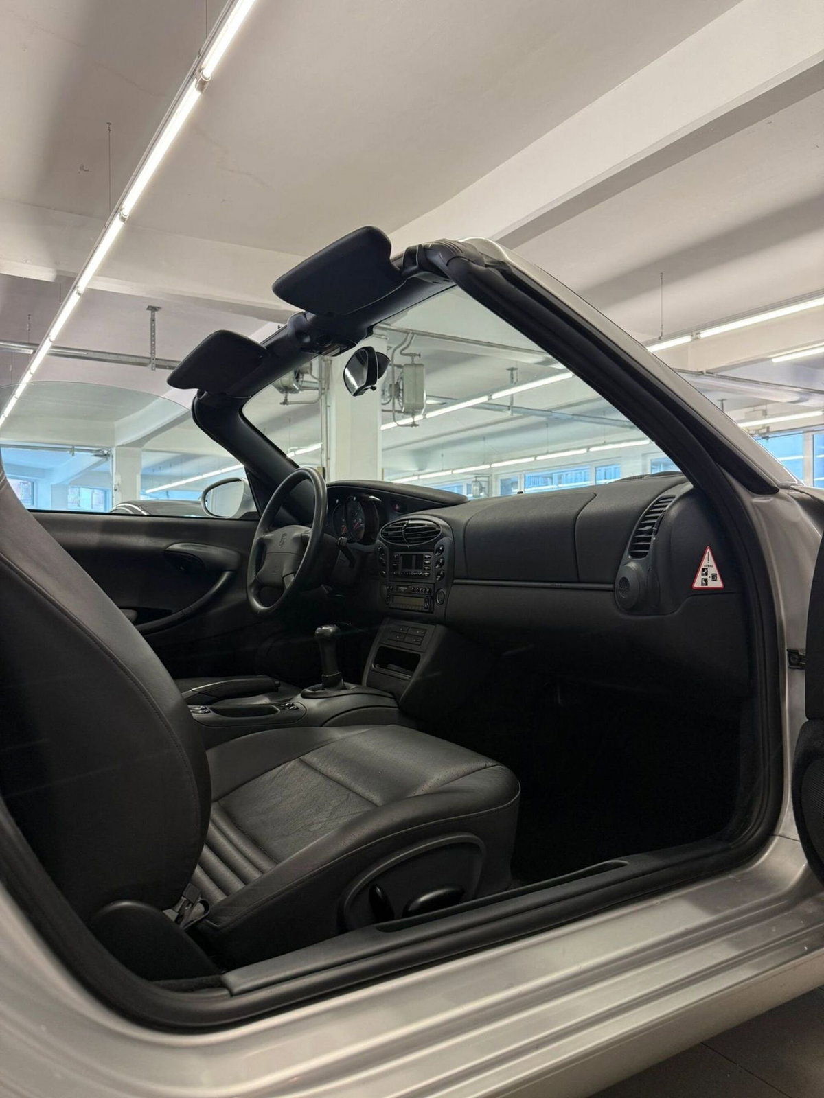 Porsche Boxster 2.5i 24V cat (8)