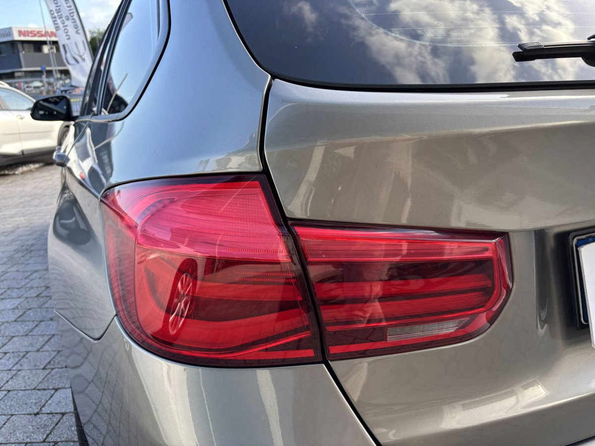BMW Serie 3 Touring 318d  Business Advantage aut. (11)