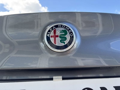 Alfa Romeo Giulia 2.2 Turbodiesel 150 CV AT8 Super (12)