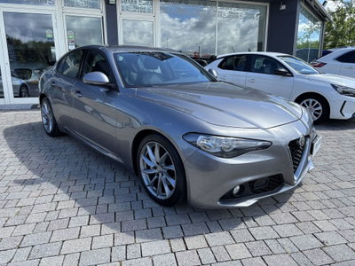 Alfa Romeo Giulia 2.2 Turbodiesel 150 CV AT8 Super (3)