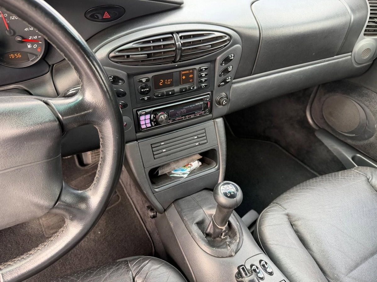 Porsche Boxster 2.5i 24V cat (14)