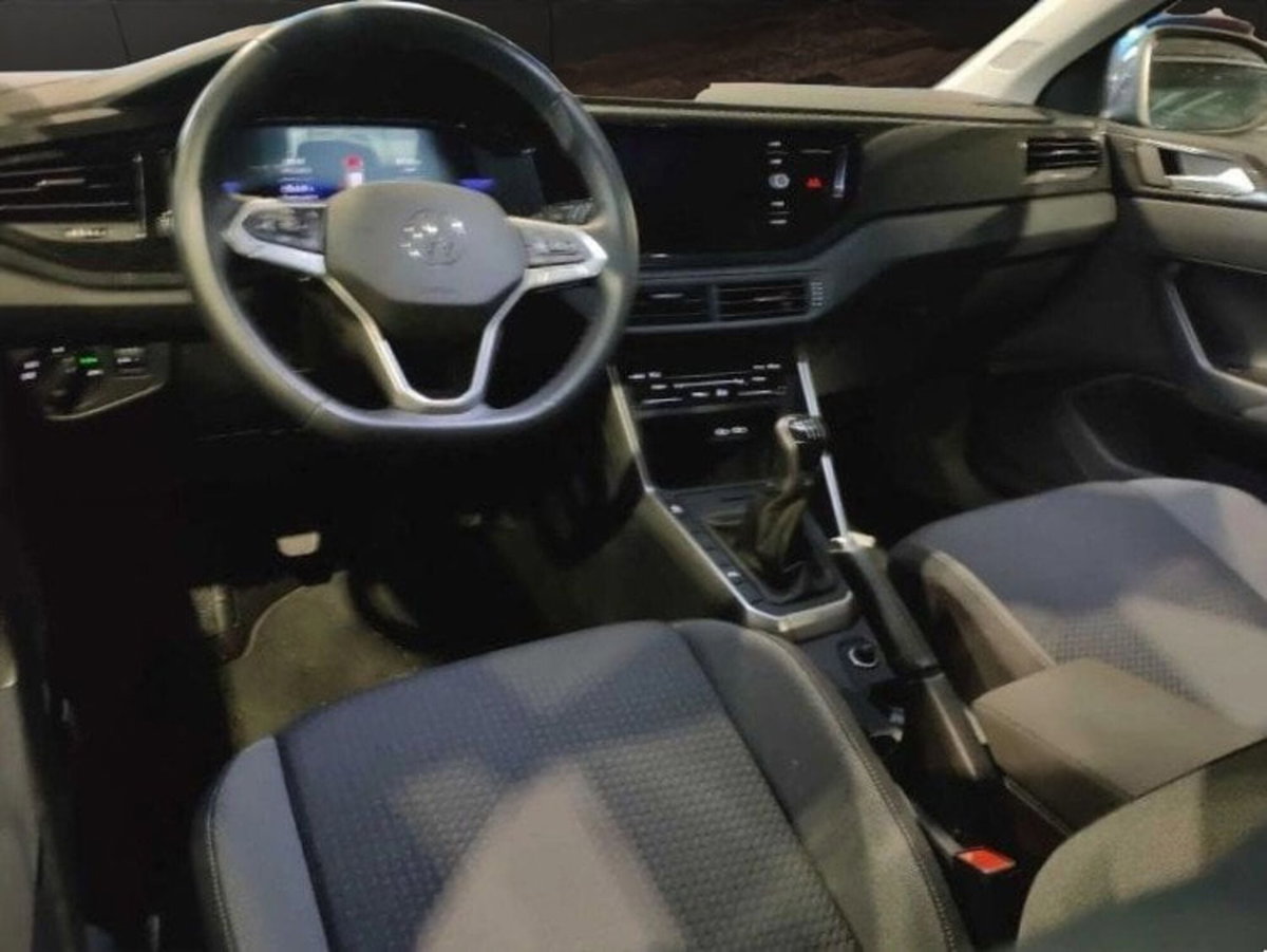 Volkswagen Taigo 1.0 tsi Life 115cv (6)