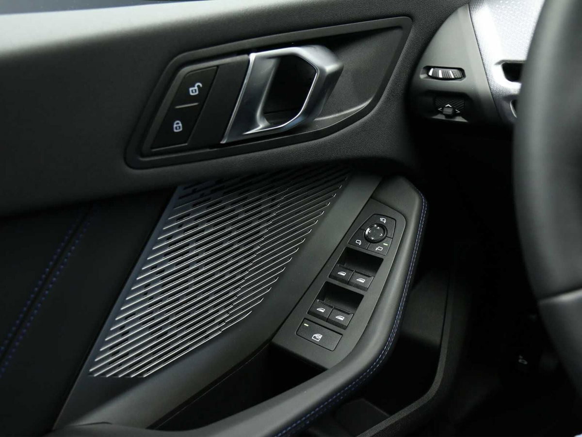 BMW Serie 1 5p. 118d 5p. Msport (8)