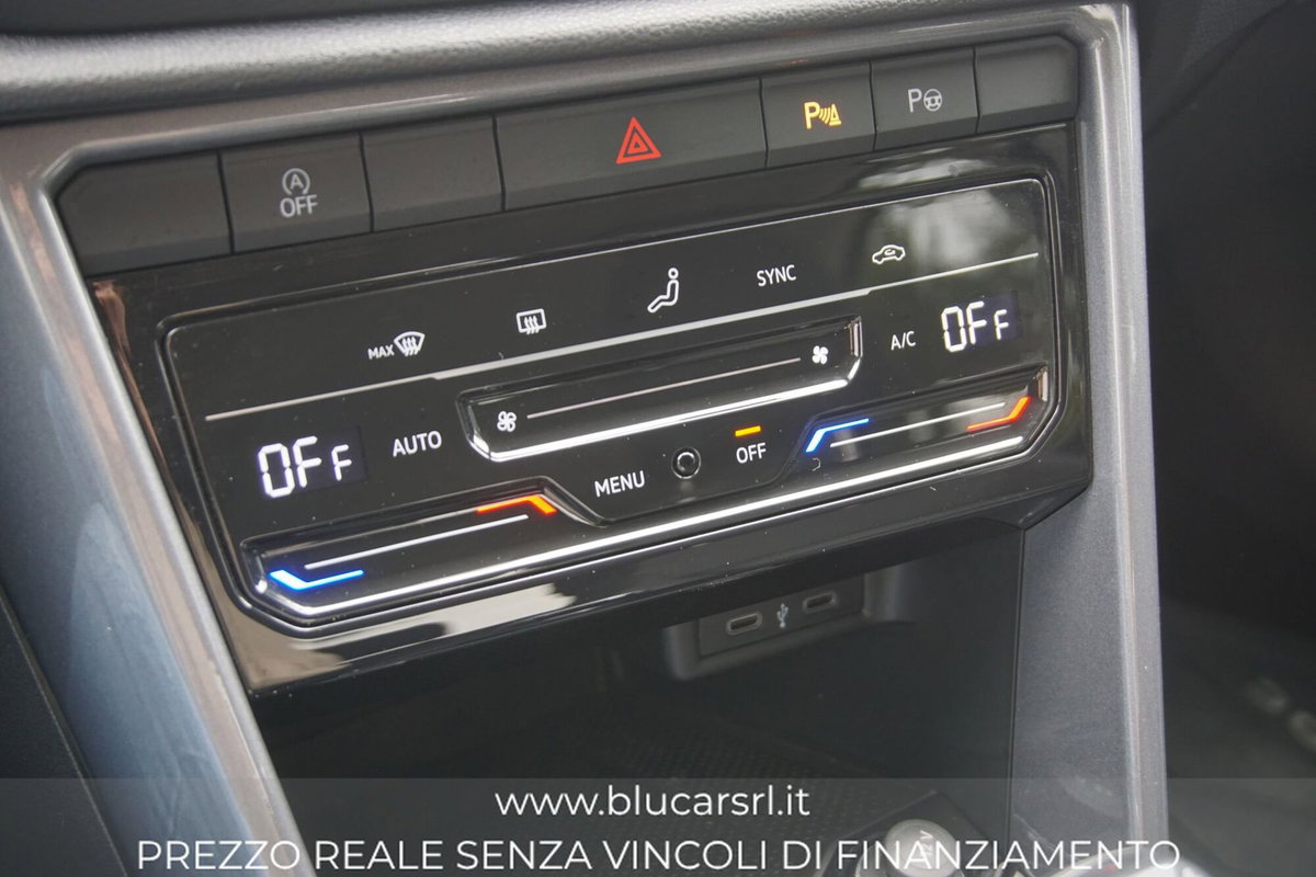 Volkswagen T-Roc 2.0 TDI SCR 150 CV DSG Style BlueMotion Technology (19)