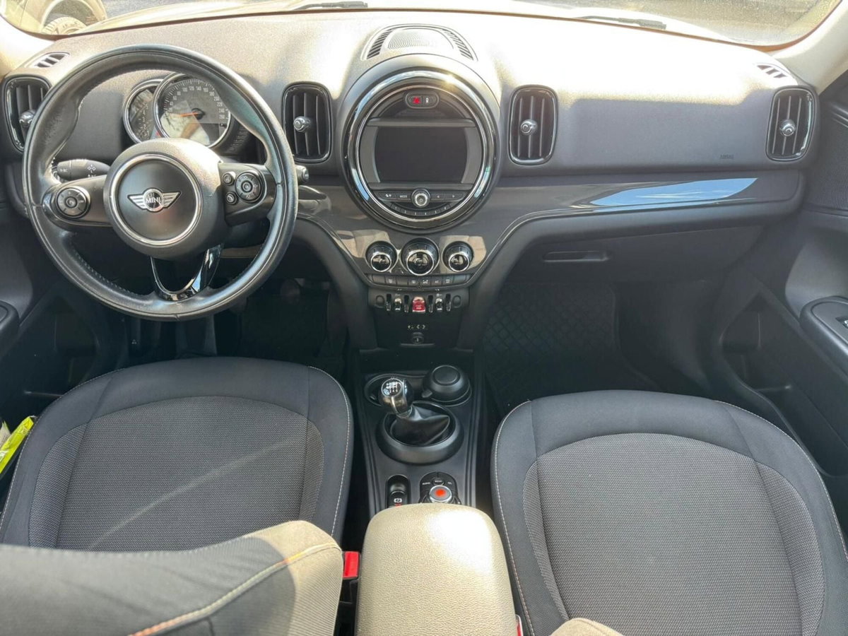 MINI Mini Countryman 2.0 Cooper D Boost Countryman (12)