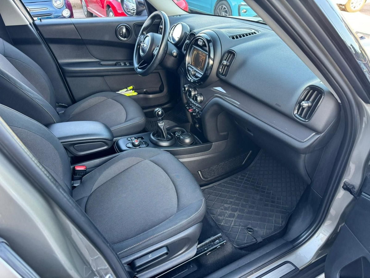 MINI Mini Countryman 2.0 Cooper D Boost Countryman (9)