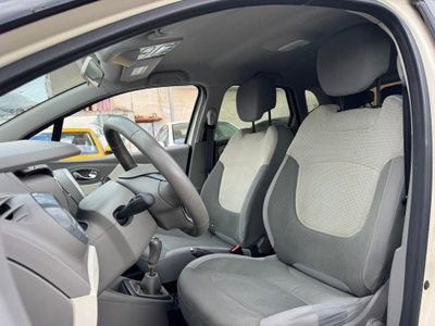 Renault Captur 1.5 dCi 8V 90 CV Start&Stop Live (6)