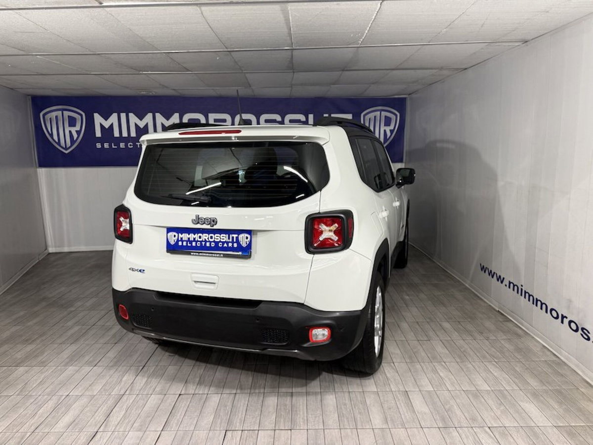 Jeep Renegade 1.3 T4 190CV PHEV 4xe AT6 Limited (12)