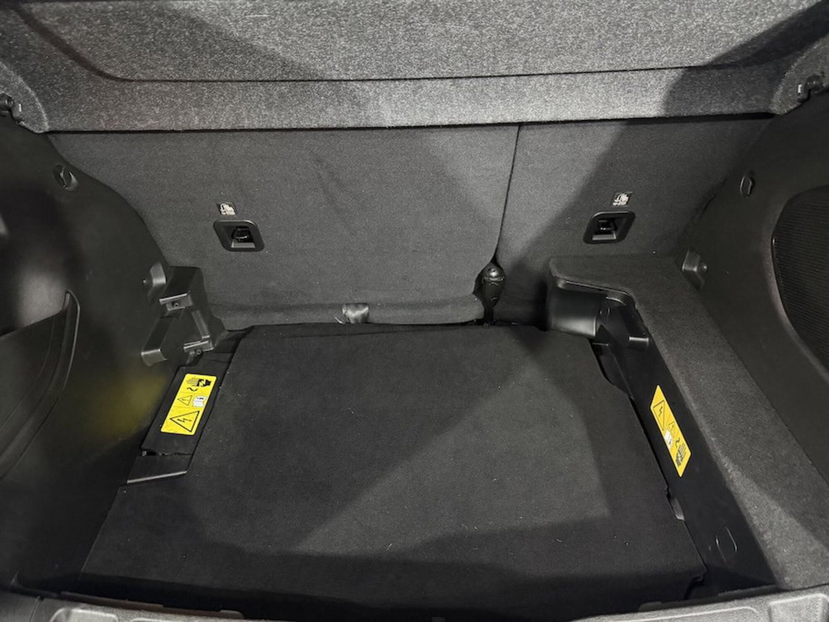 Jeep Renegade 1.3 T4 190CV PHEV 4xe AT6 Limited (16)
