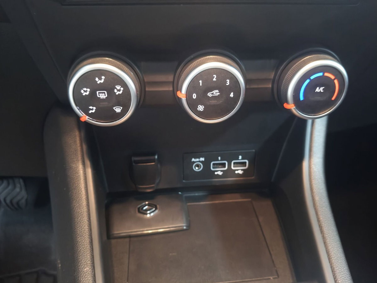 Renault Captur TCe 90 CV Equilibre (10)