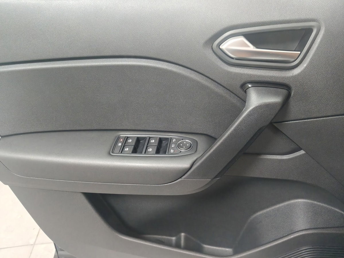 Renault Captur TCe 90 CV Equilibre (6)