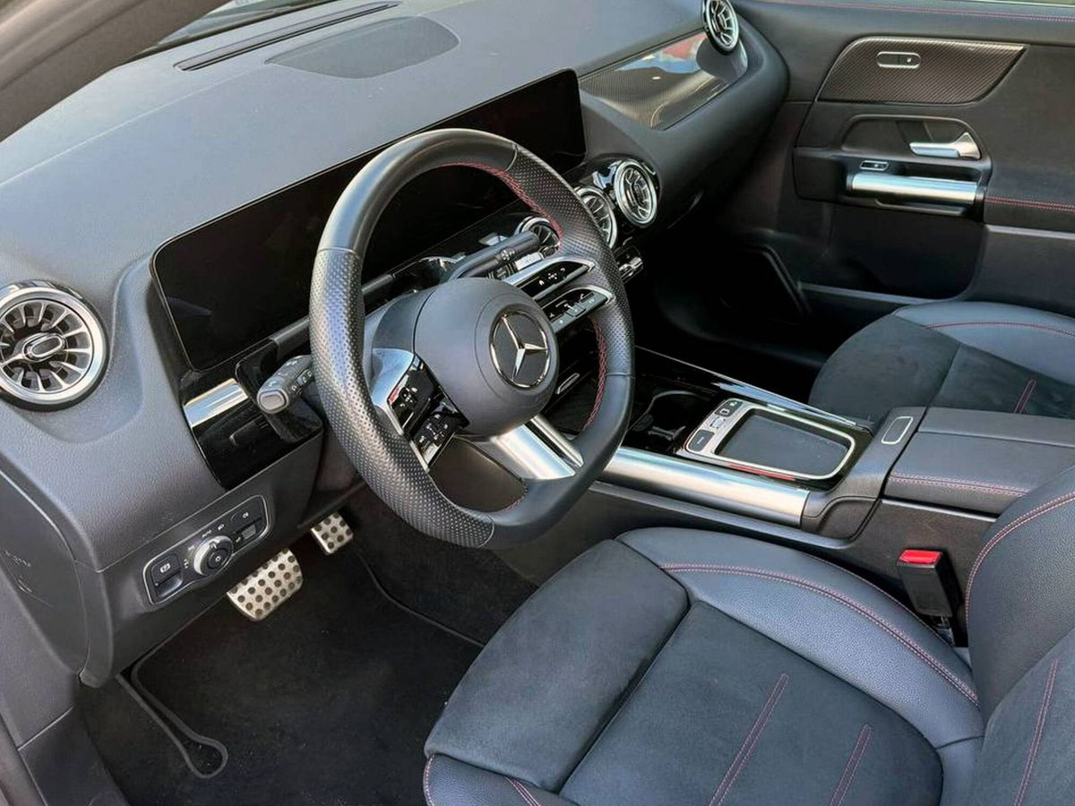 Mercedes-Benz GLA SUV 200 d AMG Line Advanced Plus 4matic auto (10)
