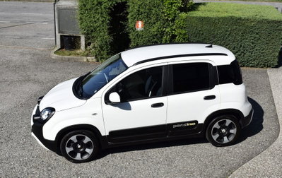 Fiat Panda Cross Cross 1.0 FireFly S&S Hybrid (10)