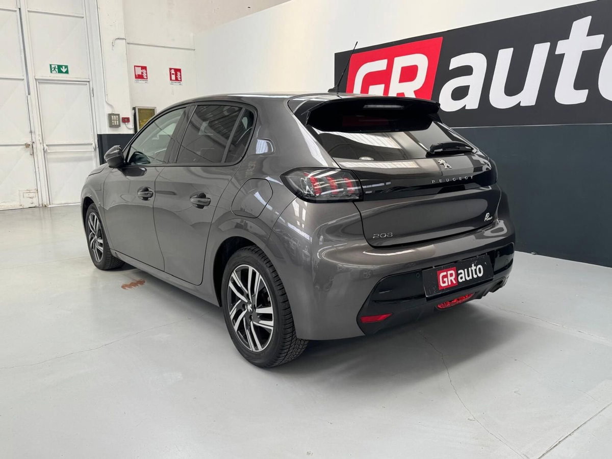 Peugeot 208 PureTech 100 Stop&Start 5 porte GT (10)