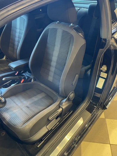 Volkswagen Maggiolino 2.0 TDI 150 CV Sport BlueMotion Technology (10)