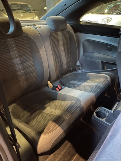Volkswagen Maggiolino 2.0 TDI 150 CV Sport BlueMotion Technology (13)