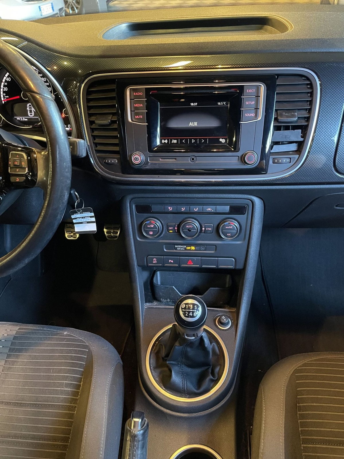 Volkswagen Maggiolino 2.0 TDI 150 CV Sport BlueMotion Technology (8)