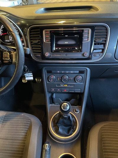 Volkswagen Maggiolino 2.0 TDI 150 CV Sport BlueMotion Technology (8)