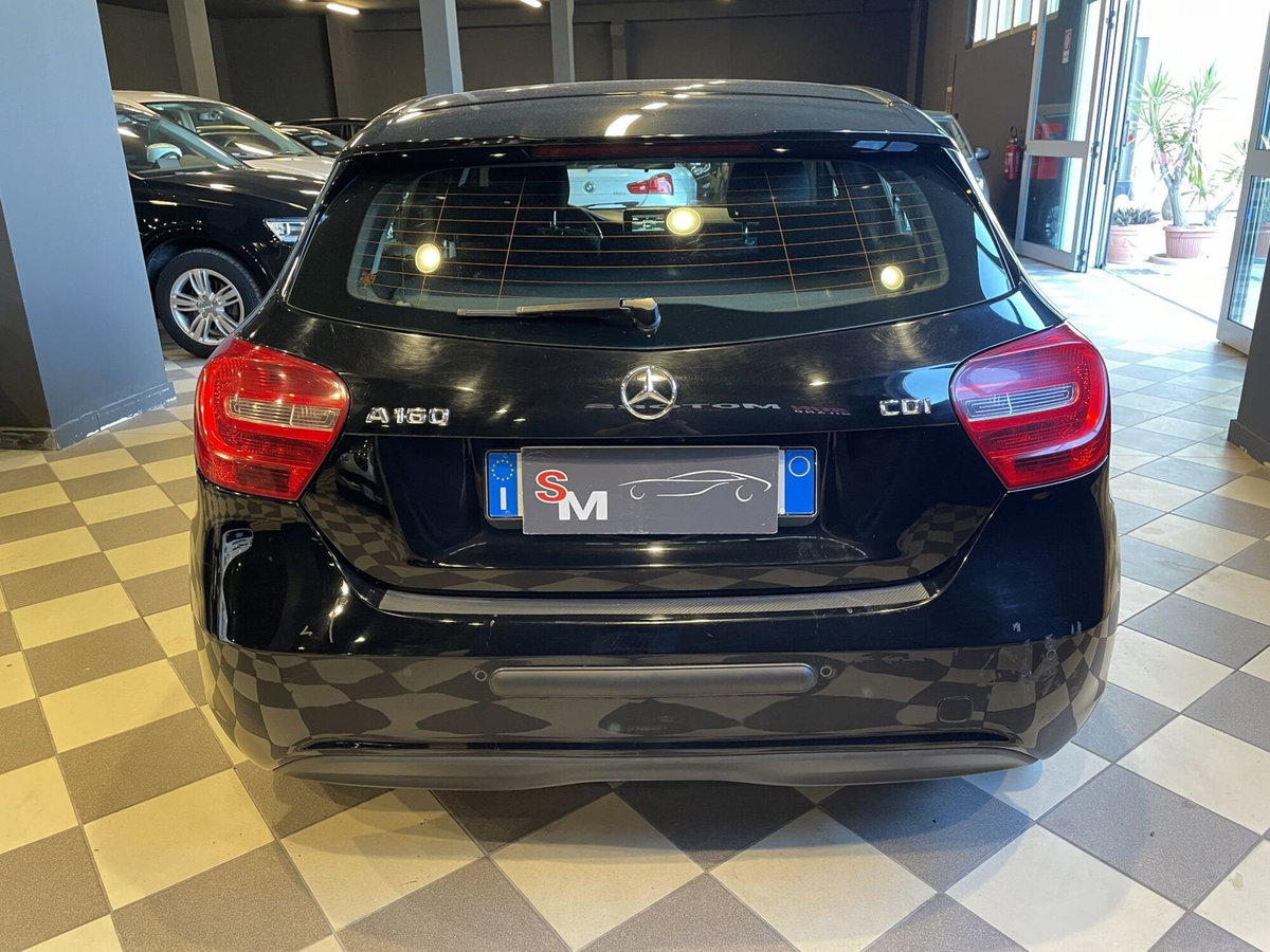 Mercedes-Benz Classe A 160 CDI Premium (5)