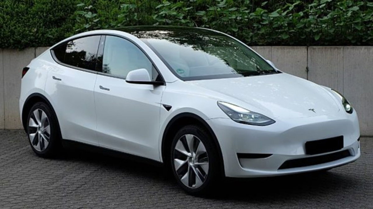 Tesla Model Y rwd (4)