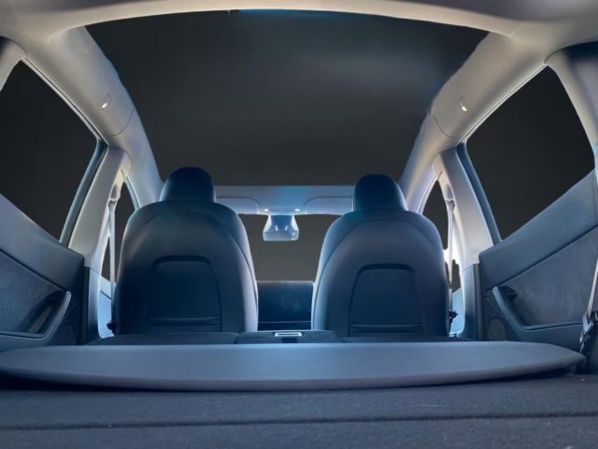 Tesla Model Y rwd (18)