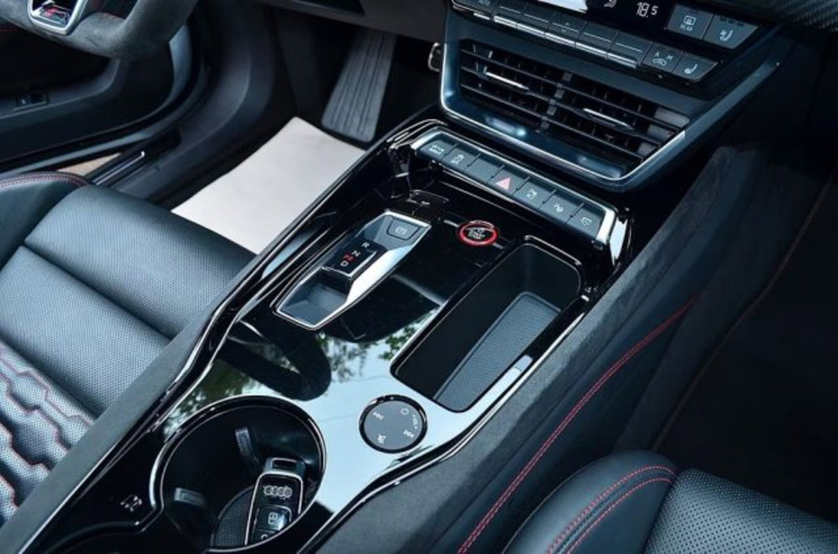 Audi RS e-Tron GT RS e-tron GT (8)