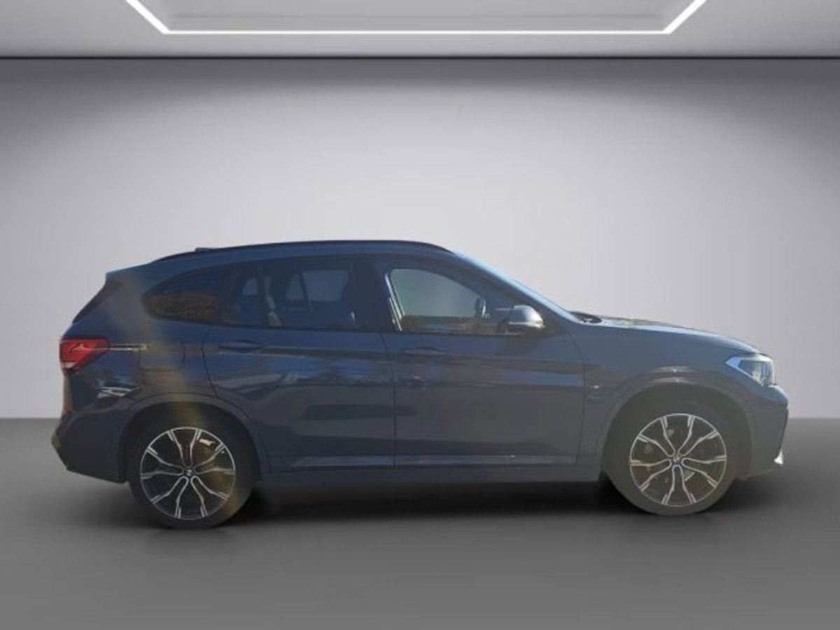 BMW X1 sDrive18i Msport (6)