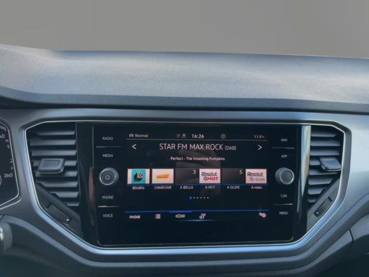 Volkswagen T-Roc 1.5 tsi R-Line dsg (11)